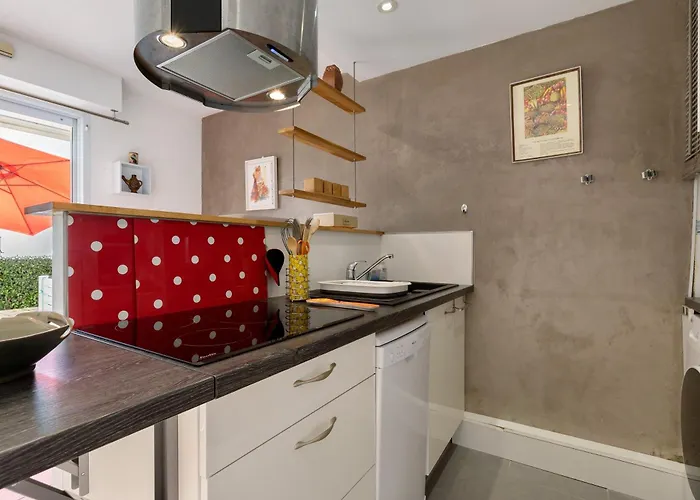 Les Marines 2 Adu 2 Enfants Апартаменты