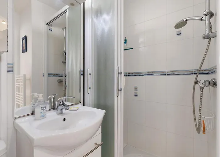 Les Marines 2 Adu 2 Enfants Апартаменты *